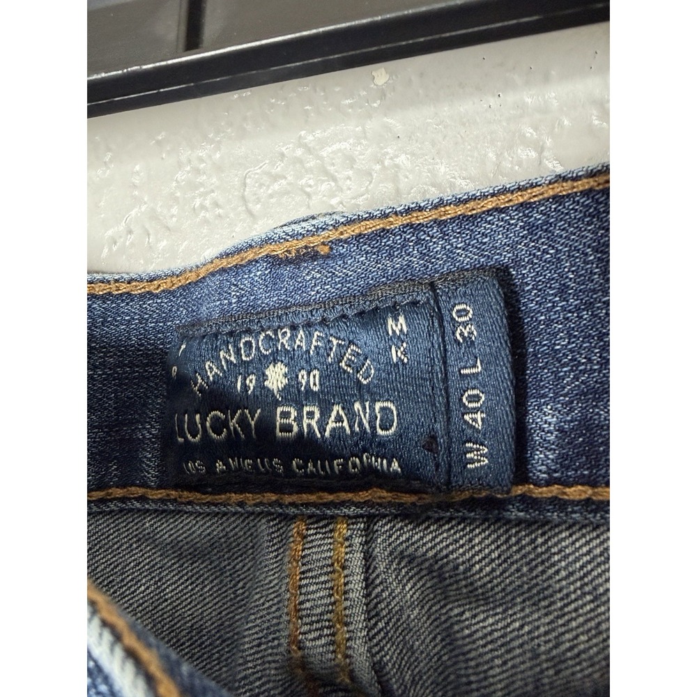 Lucky Brand 410 Athletic Fit Jeans Blue Denim Men's Size 40x30 Measures 42x30 - Picture 3 of 15